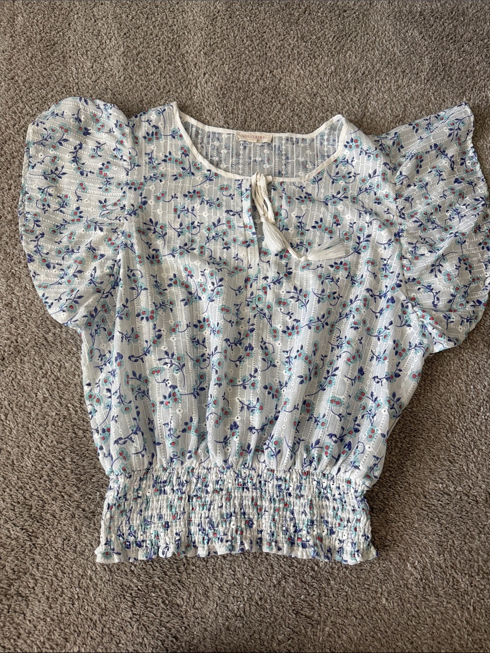 Women’s White Floral Top